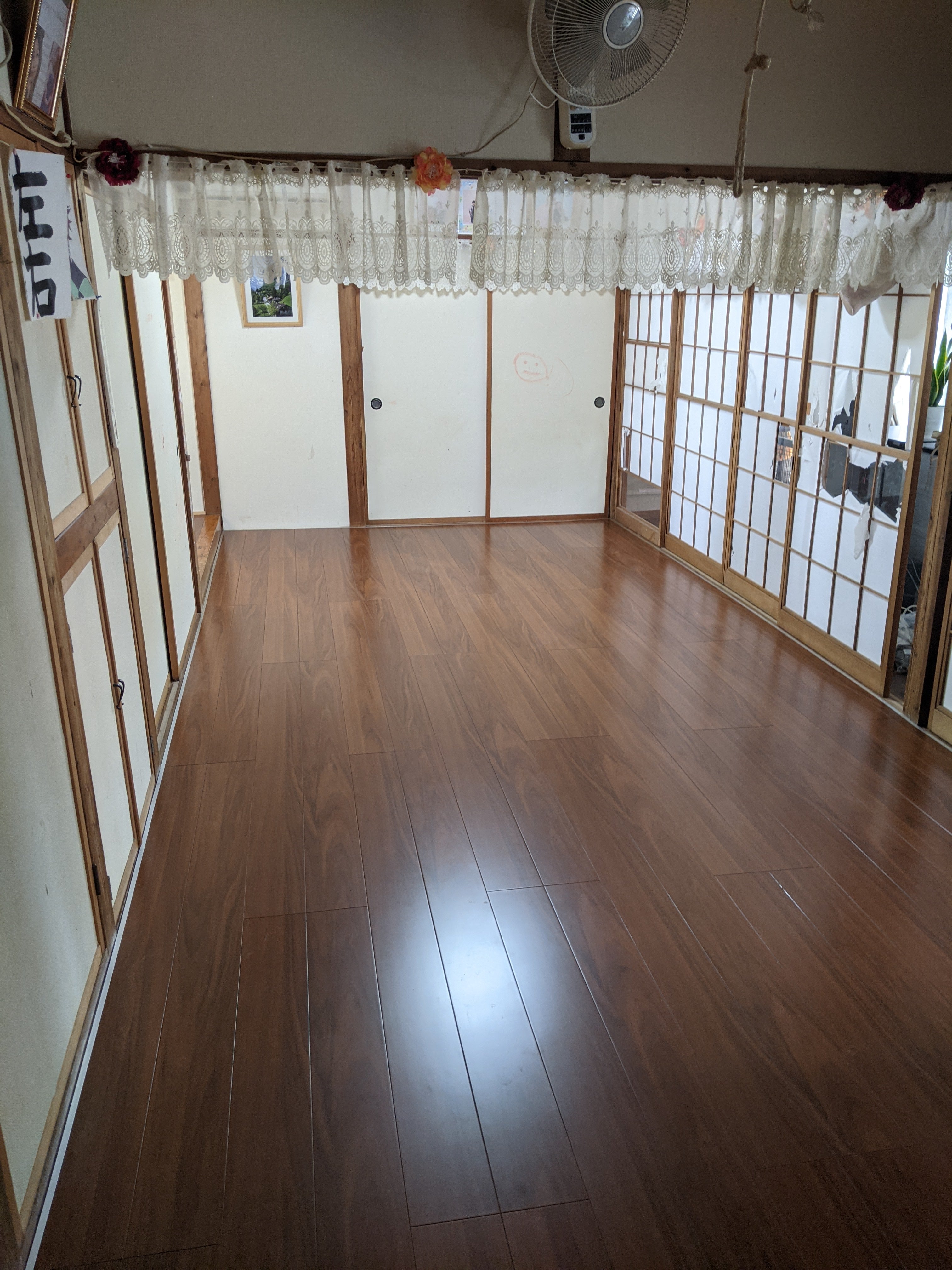 フローリング重ね貼り